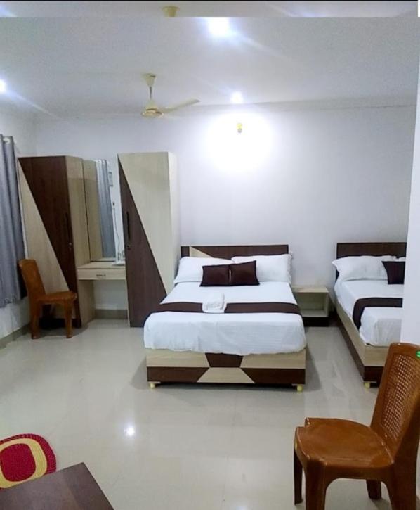 ホテル Tharavad Residency Iritti エクステリア 写真